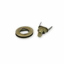 Small Classic Turn Lock Antique STS232A