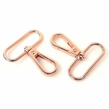 Two Swivel Hooks 1 1/2" Rose Gold STS180C