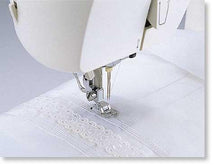 Vertical Pin Tuck Foot 5 mm -SA162 Brother